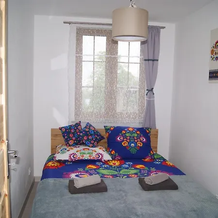 Apartament Folkowy *